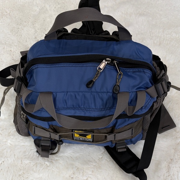 Mountainsmith,Blue and Gray Waist Pack – Hands-Free Carry - Picture 12 of 17